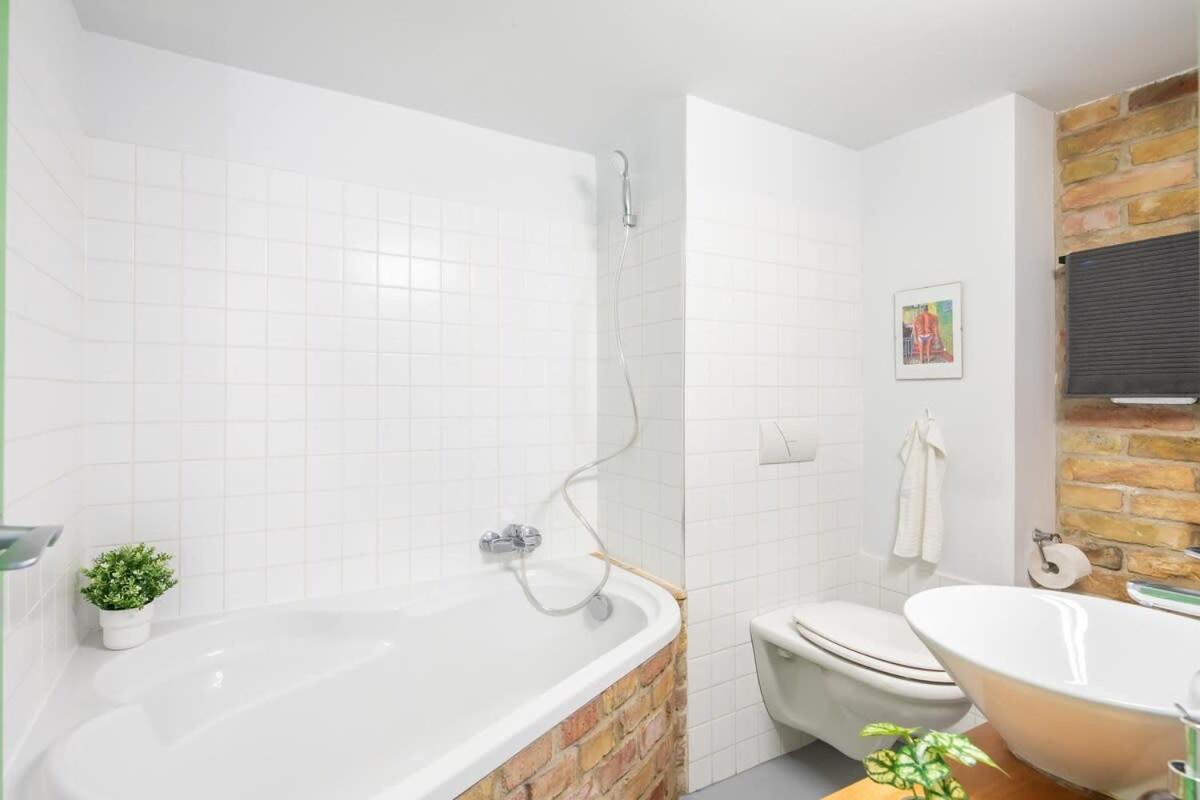 Very Central - Unique Design - New Studio Budapest Esterno foto
