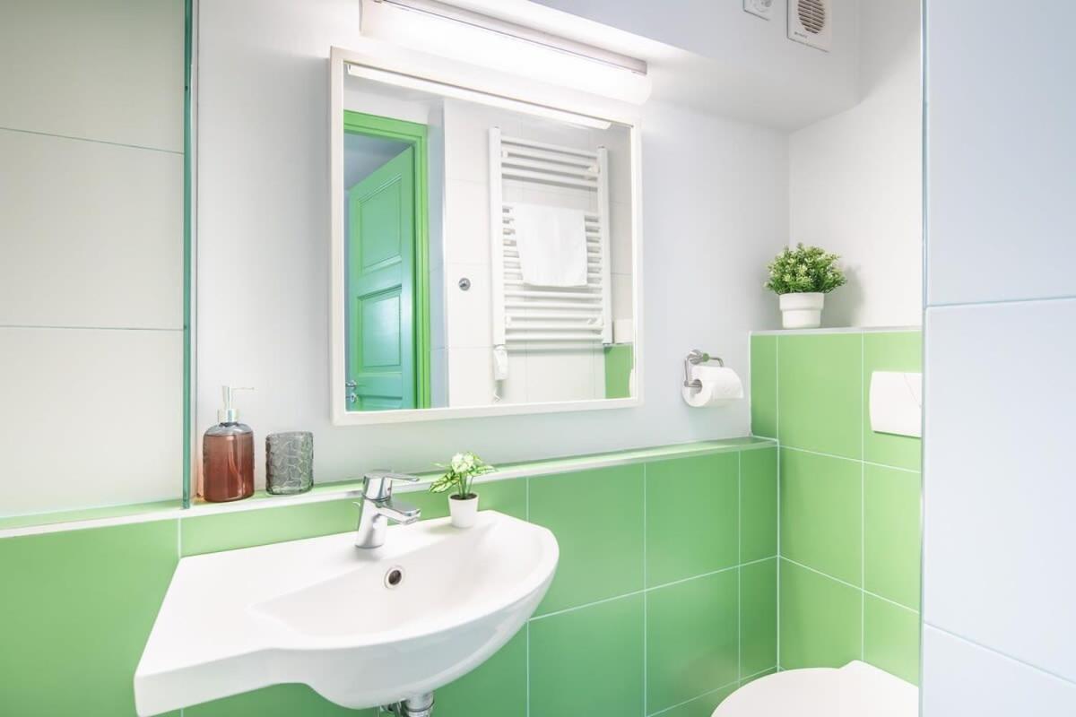 Very Central - Unique Design - New Studio Budapest Esterno foto