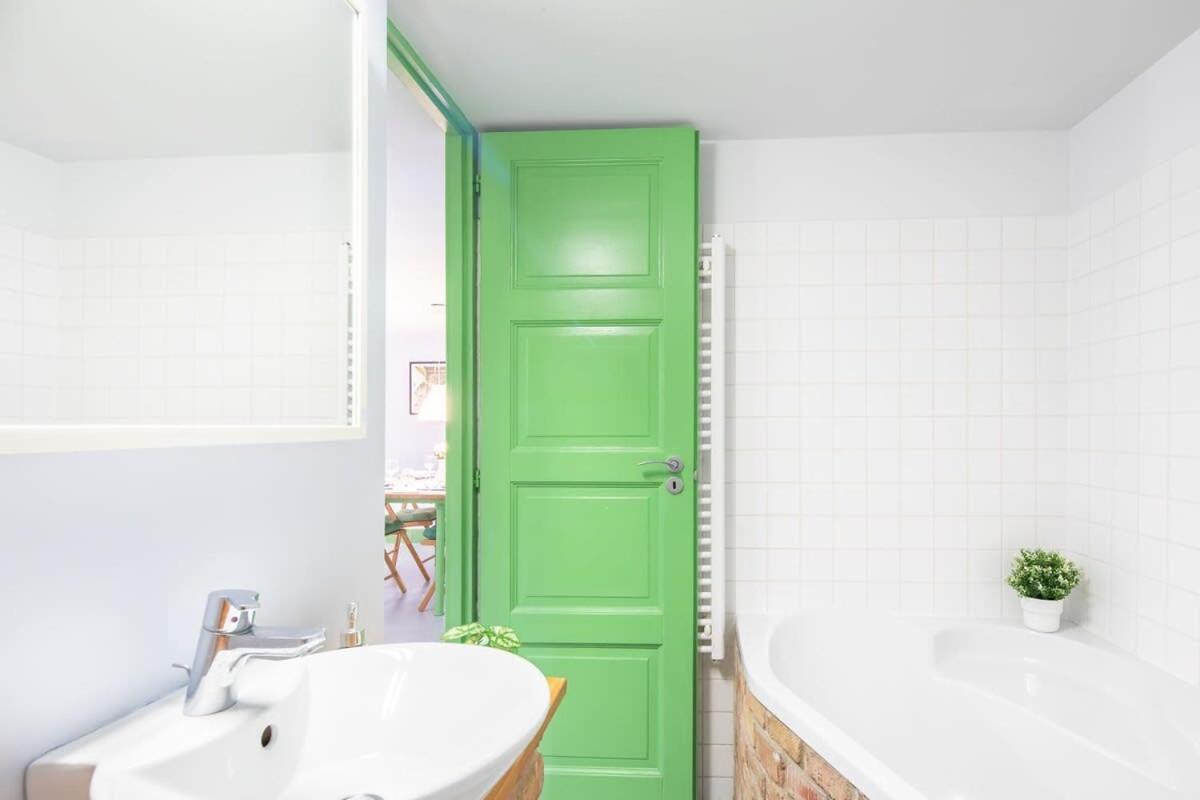 Very Central - Unique Design - New Studio Budapest Esterno foto